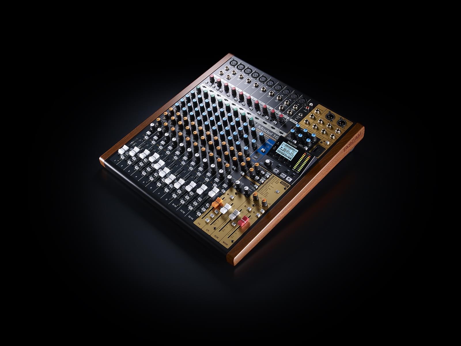 Tascam Model 16