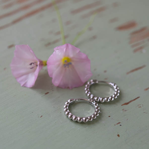 Ioaku -  Berry Micro Hoops Silver