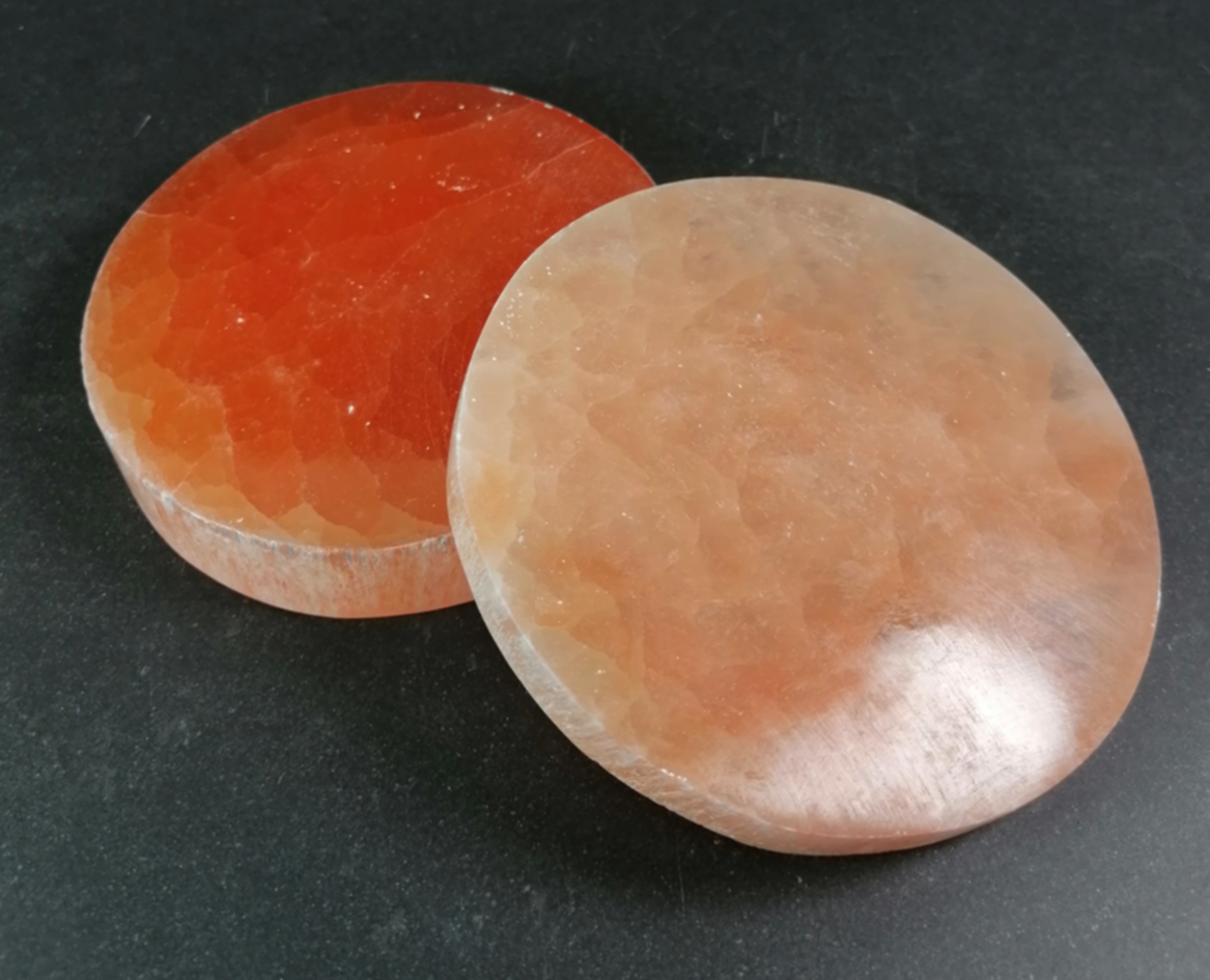 Rosa / Orange Selenit laddningsplatta  (Selenite Charging Plate) - 10 cm Rund