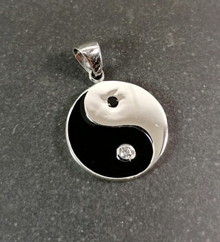 Yin Yang hänge i Silver med Zirkon