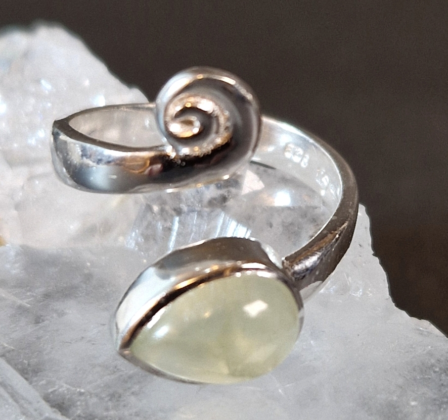Ställbar silverring med spiral och Droppformad cabochon - 8
