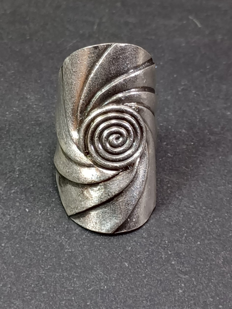 Silver Ring  med Spiral  Justerbar Storlek