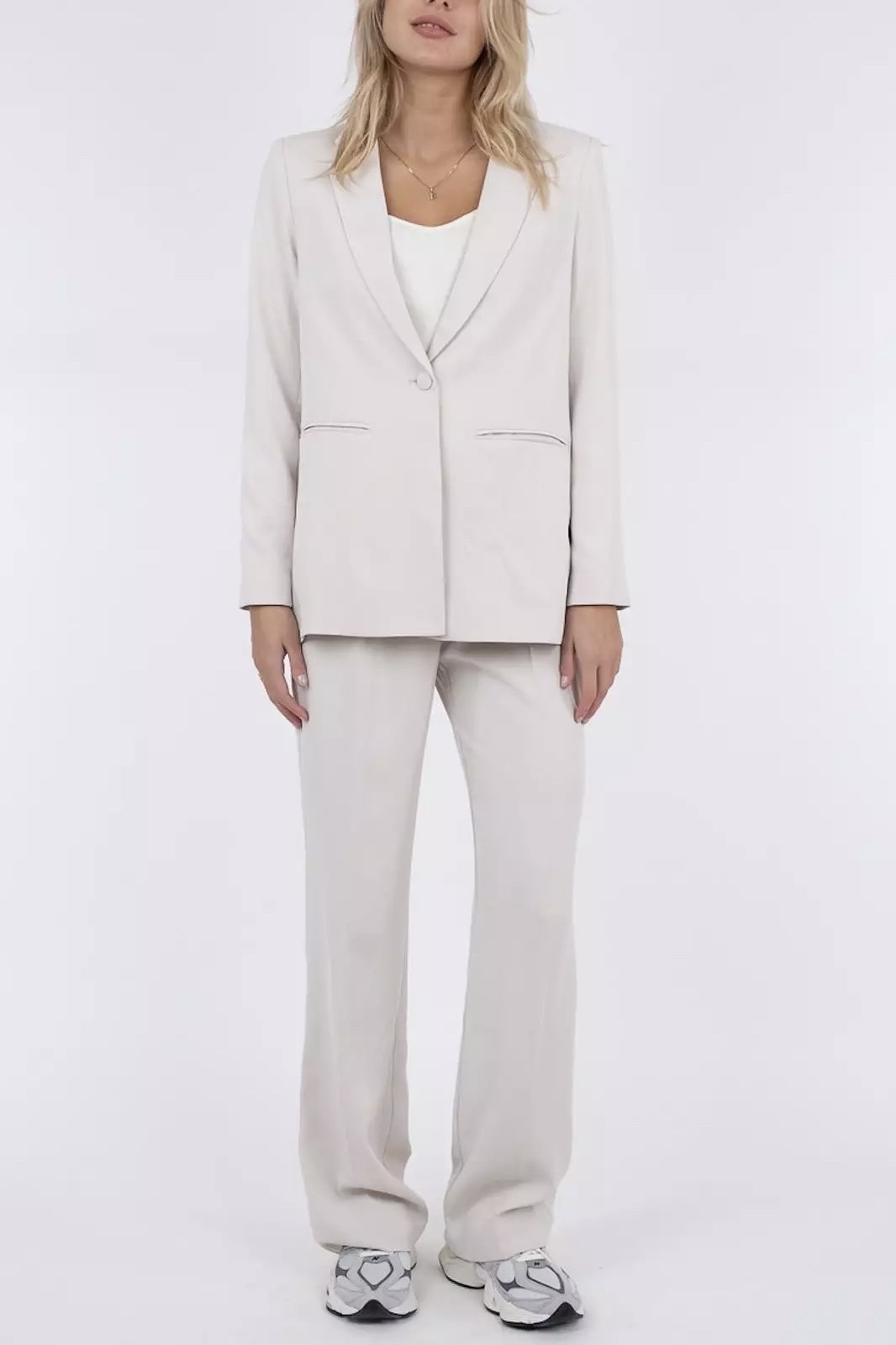 Neo Noir - Avery Woven  Blazer Ivory