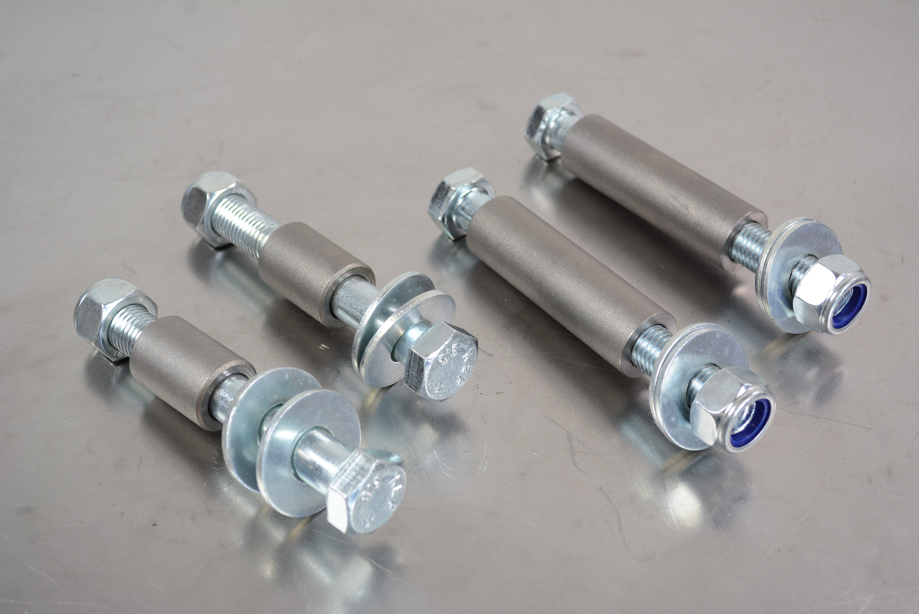 Coilover Bolts M16 140 mm + 120 mm