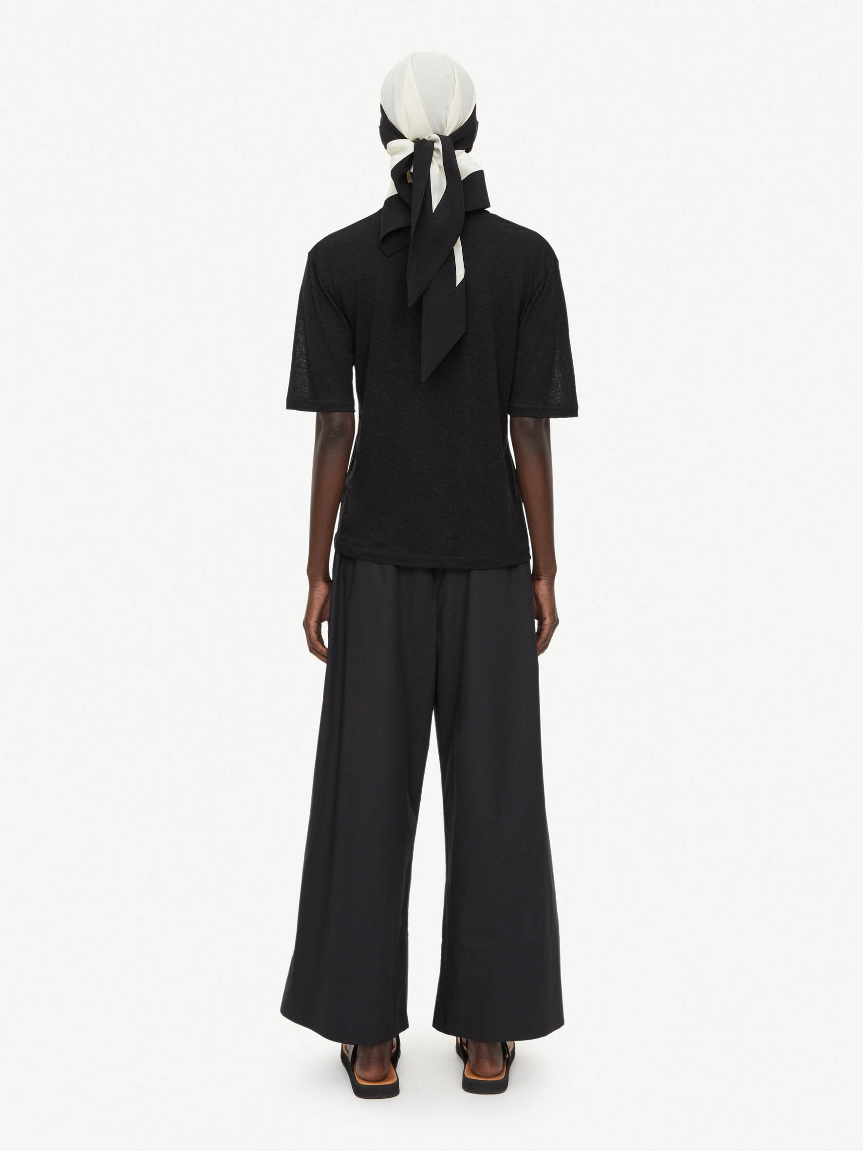 By Malene Birger Amaringa T-shirt black - 3