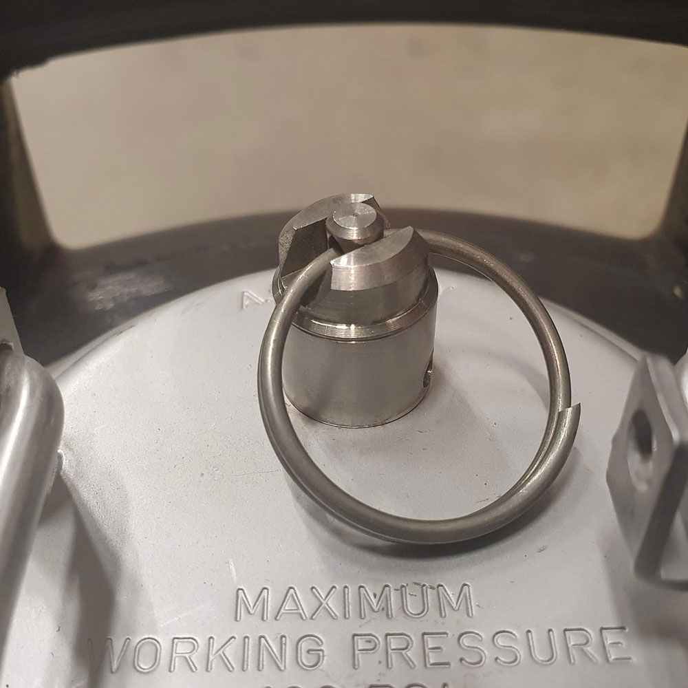 Stainless relief valve for cornelius kegs - 2
