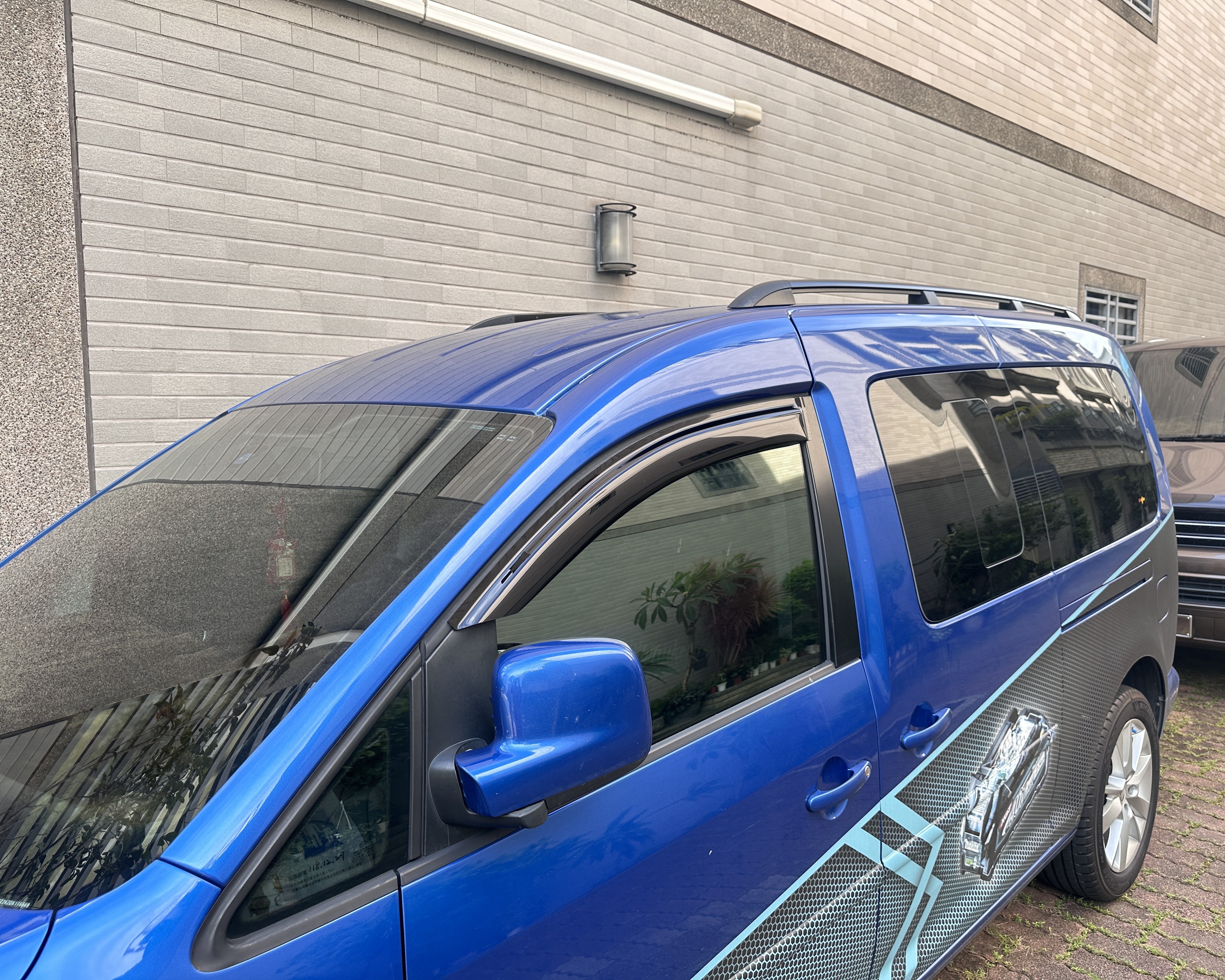 Vindavvisare (fram) - VW Caddy 2004-2010 - 2