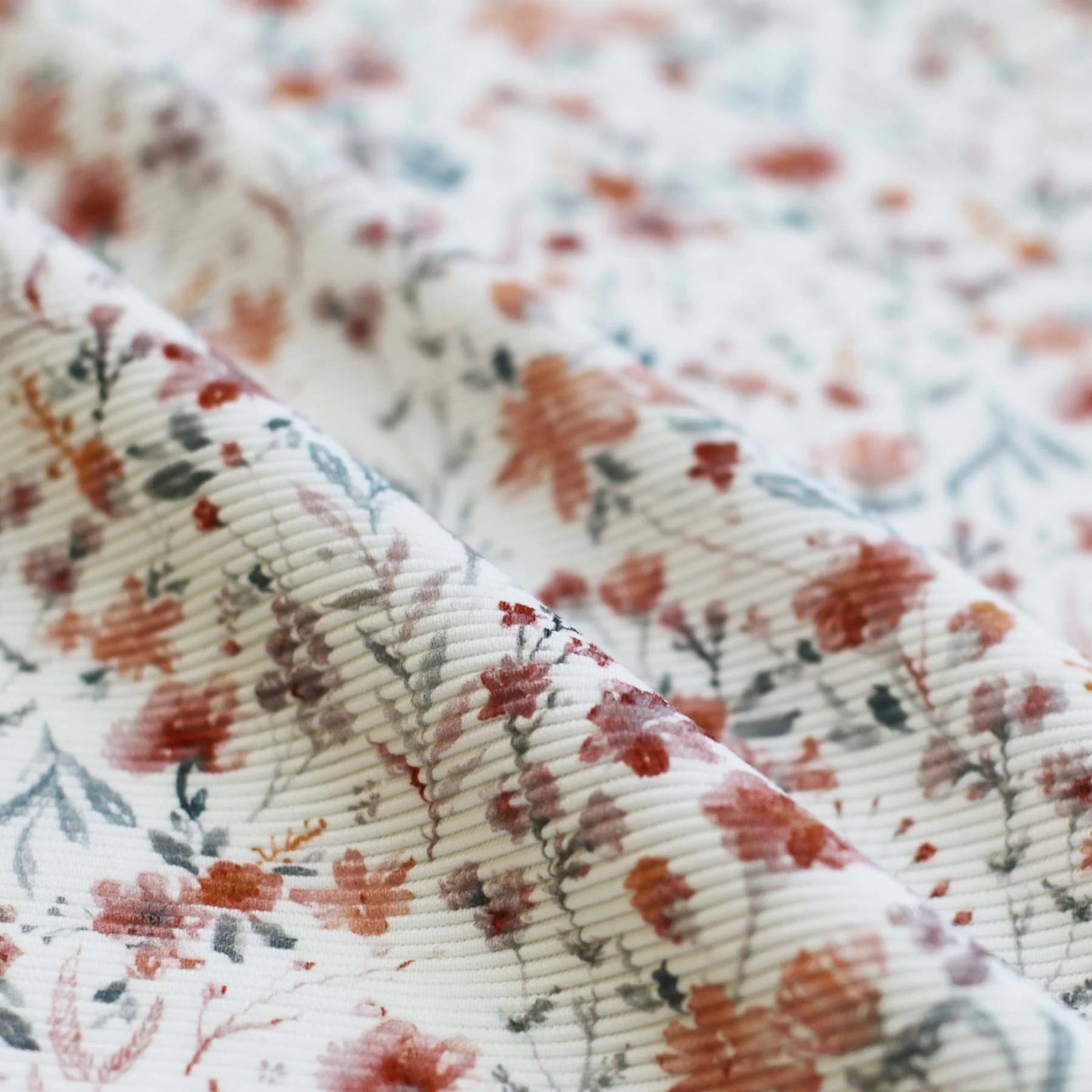 OTTOMAN - SUMMER FLOWERS