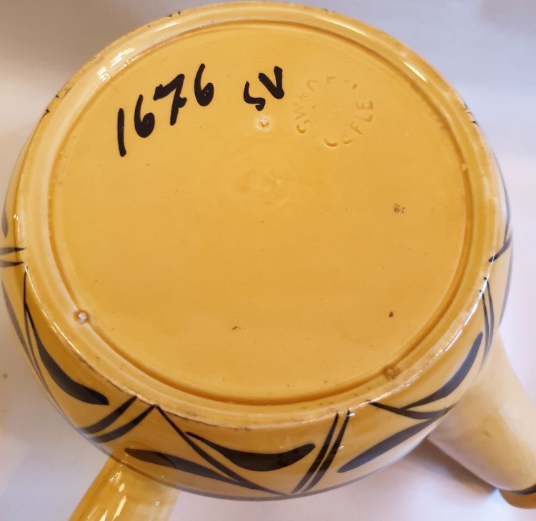 Pagoda chocolate pot - 6