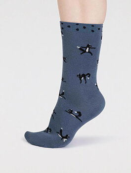 Chai Yoga Bamboo Cat Socks Misty Blue
