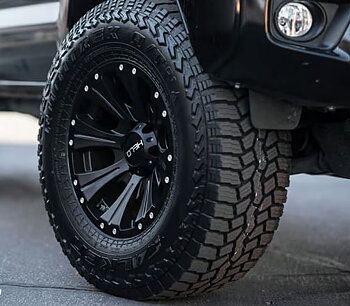 Helo HE901 Black 18X9 ET18 / 5X139,7
