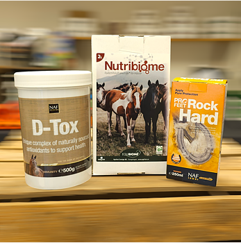 Paket för att stötta magen och hovarna.