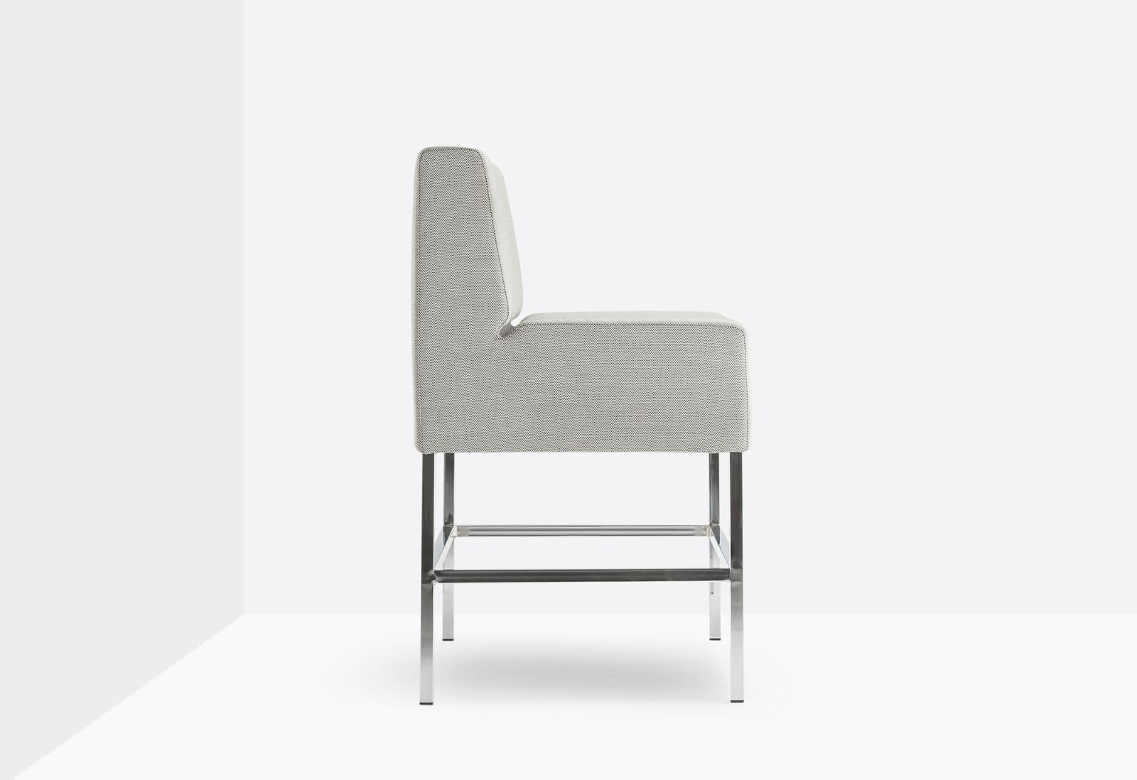 Lounge HOST 221 - 3