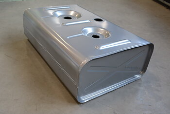 Universal Gas Tank