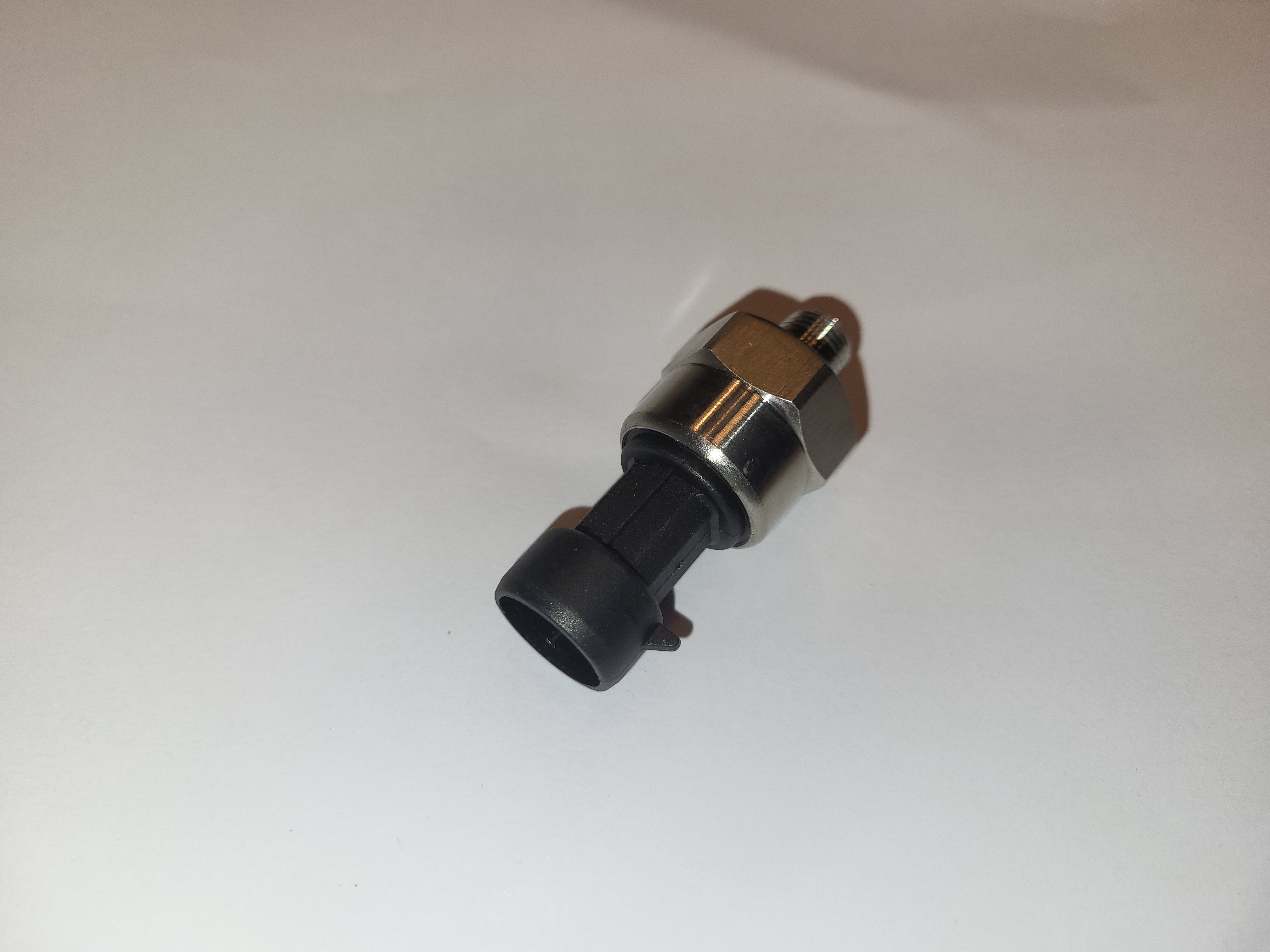 Pressure Sensor 30 psi, purple signal wire - 2