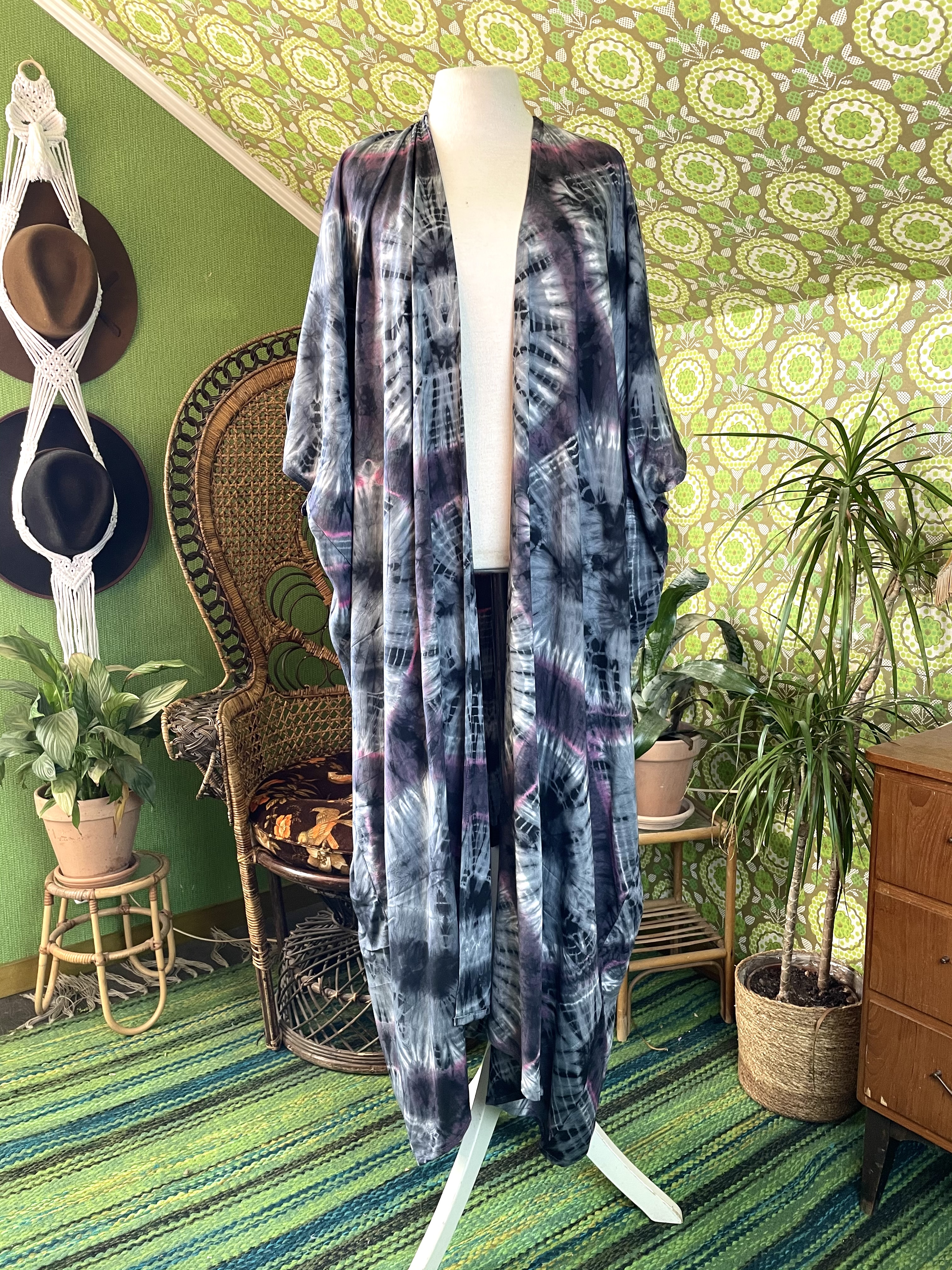 kimono  grå/cerise  batik 
