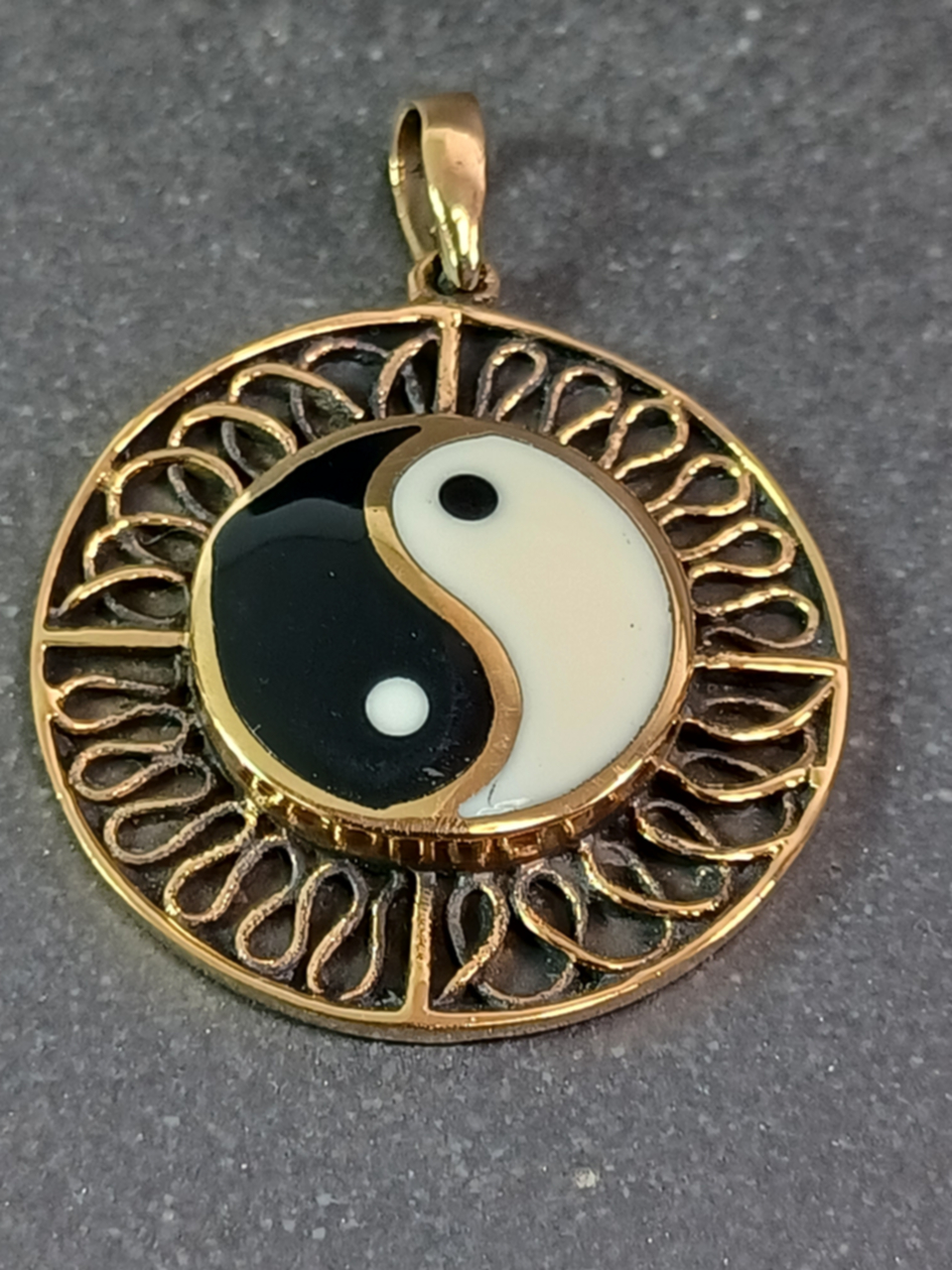 Yin Yang - Hänge i Brons 