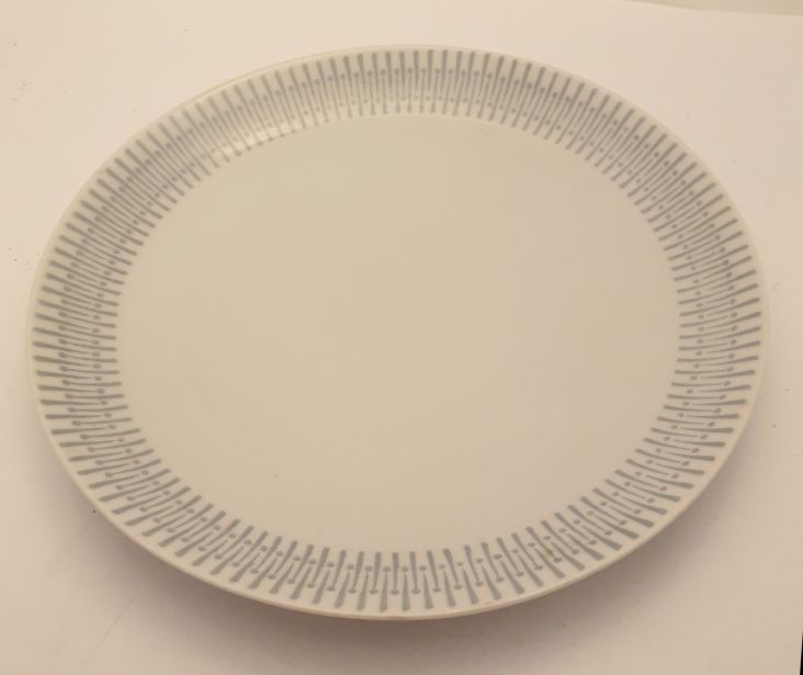 Karla cake plate grey