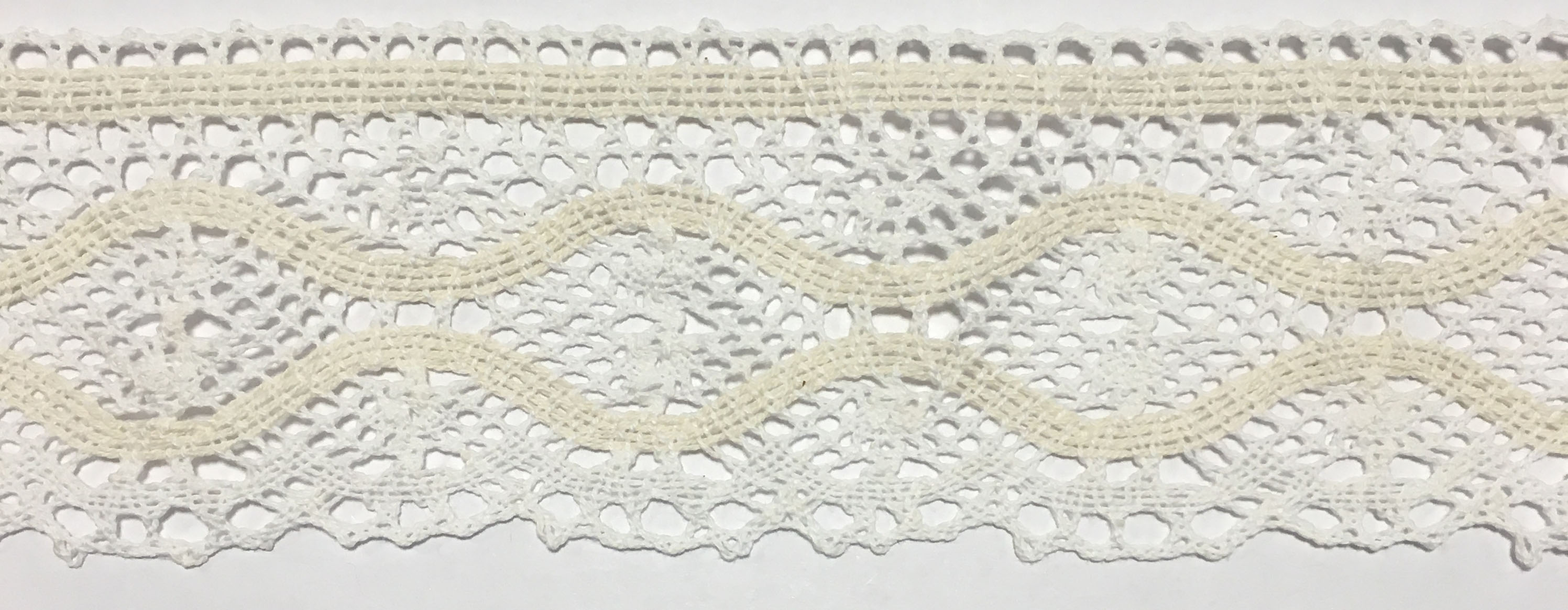 Vit & Beige Uddspets 65