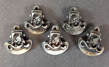 Tibetansk Ritualkniv Talisman/Amulett med hål - Jade