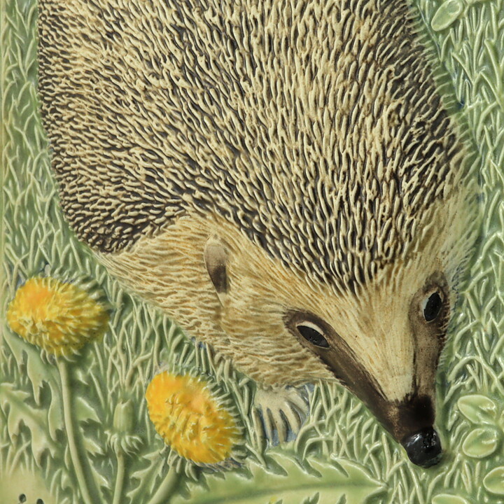 Staffan Johnson (Province Animals 1980s) White Wall Plaque with Hedgehog Motif 20 cm