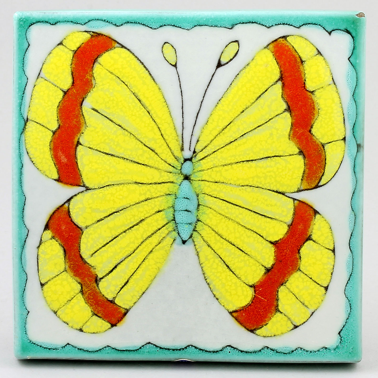 タイスト・カーシネン ウプサラエクビー 蝶の陶板 (15cm) 1972年