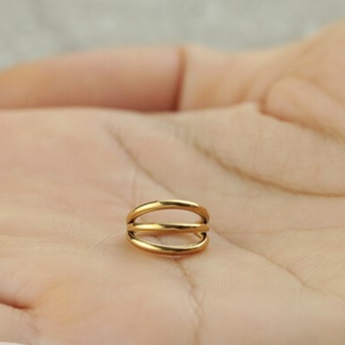 clicker till helix gjord av allergivänligt kirurgist stål