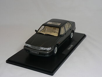 Volvo 960  1996   1:18  Triple 9 Collection