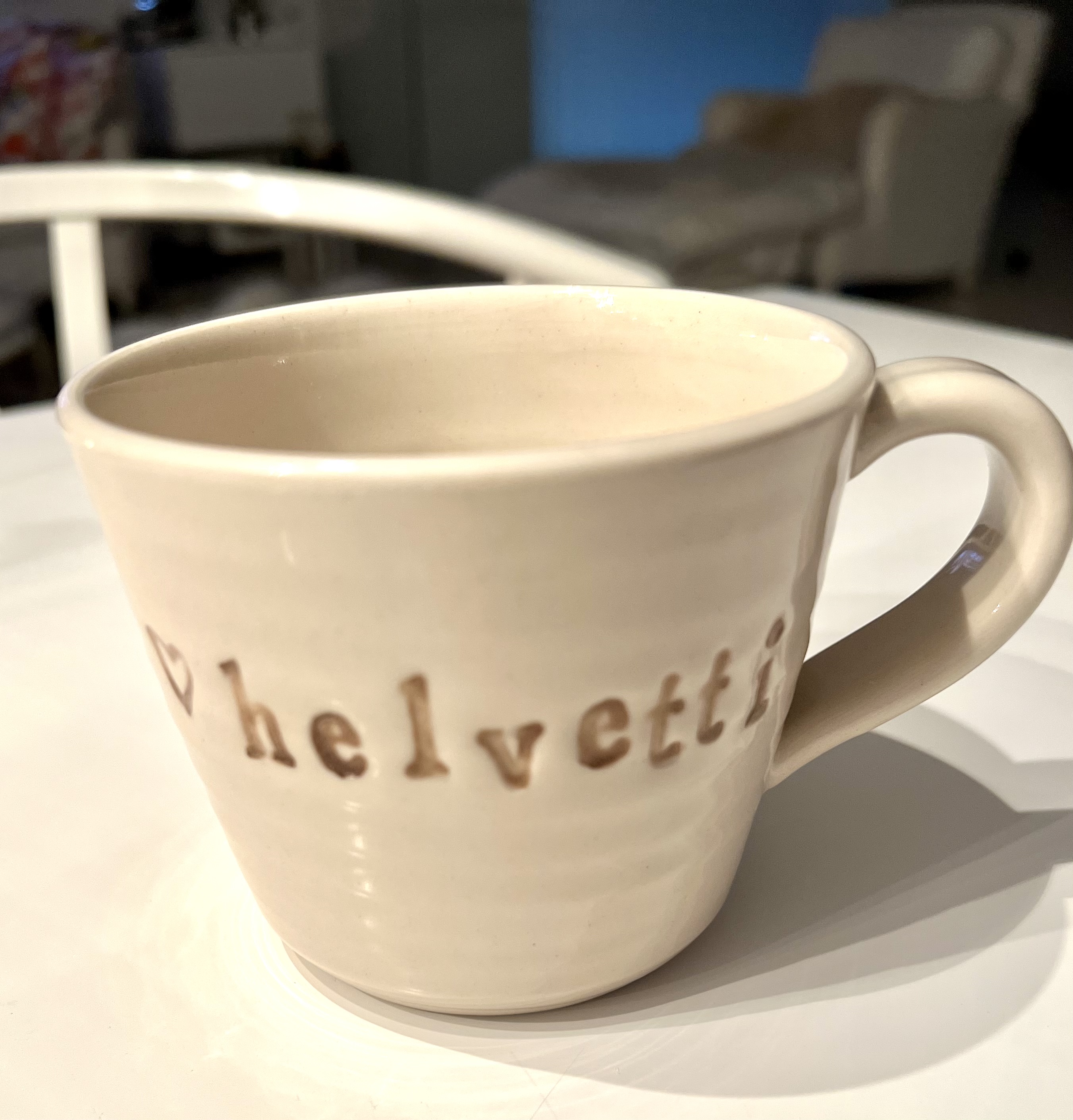 Mugg / Beige / Helvetti