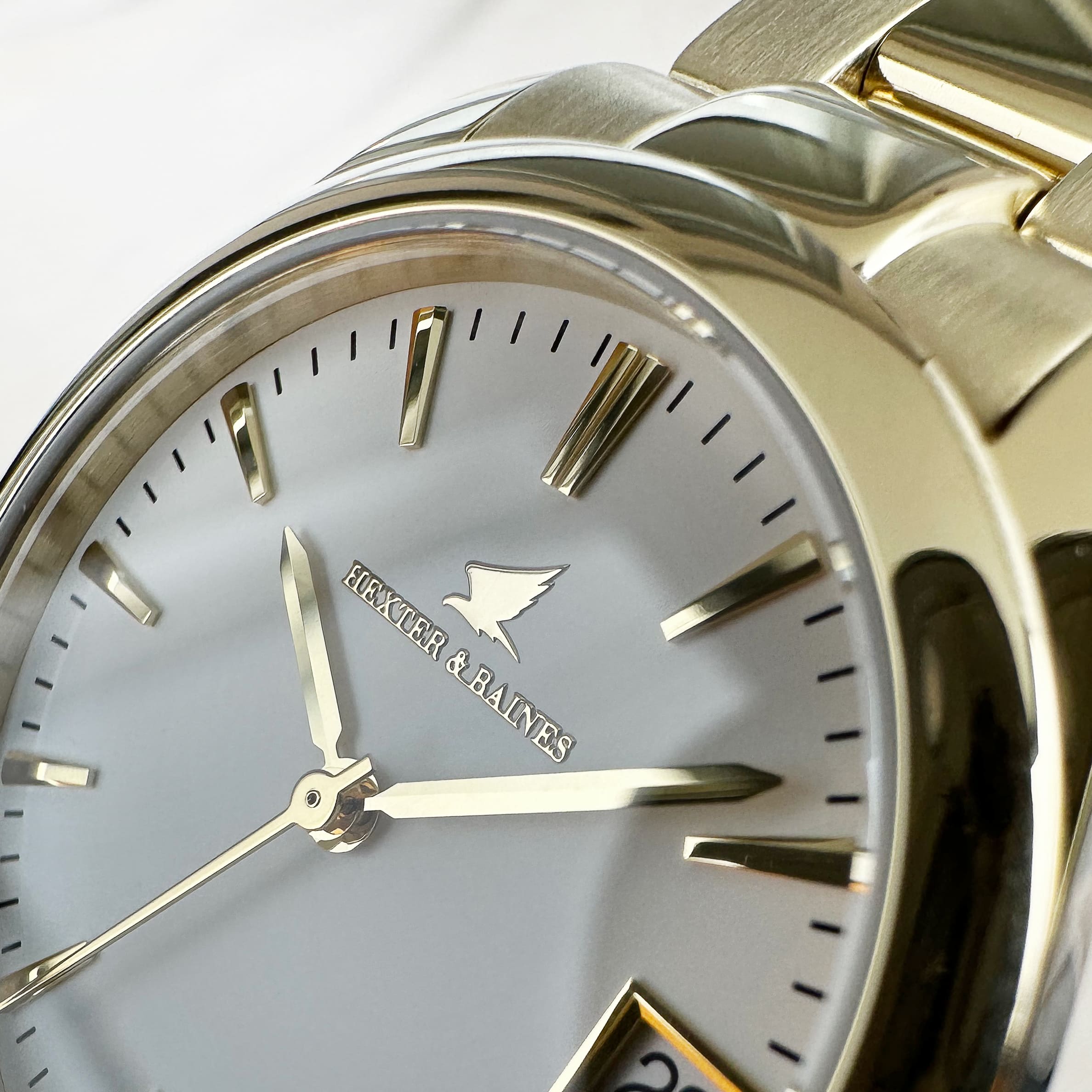Classic Gold & White Hexter & Baines