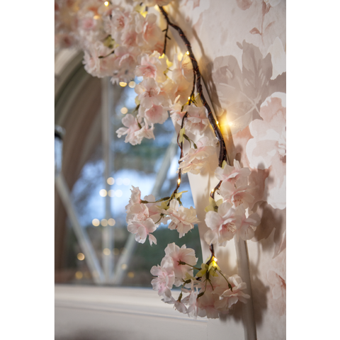 Cherryflower girlang / Belysning