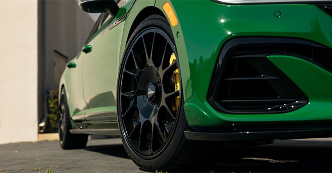 19" Rotiform TUF-R black 5/112 - 4