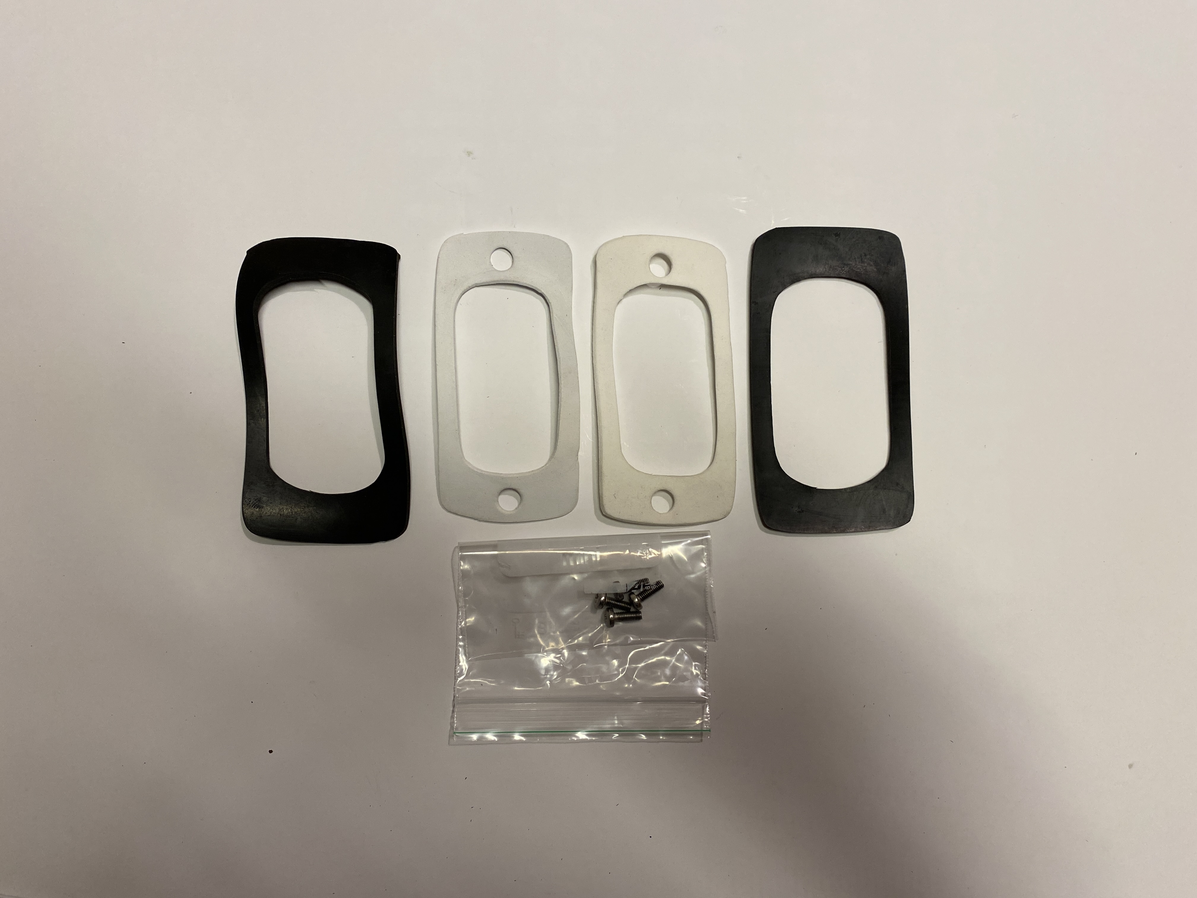 Packningar + skruvar till blinkers Ford Escort Mk1 / Capri Mk1 RS (REPRO)