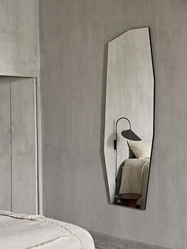Shard Mirror  helkropp svart Ferm Living