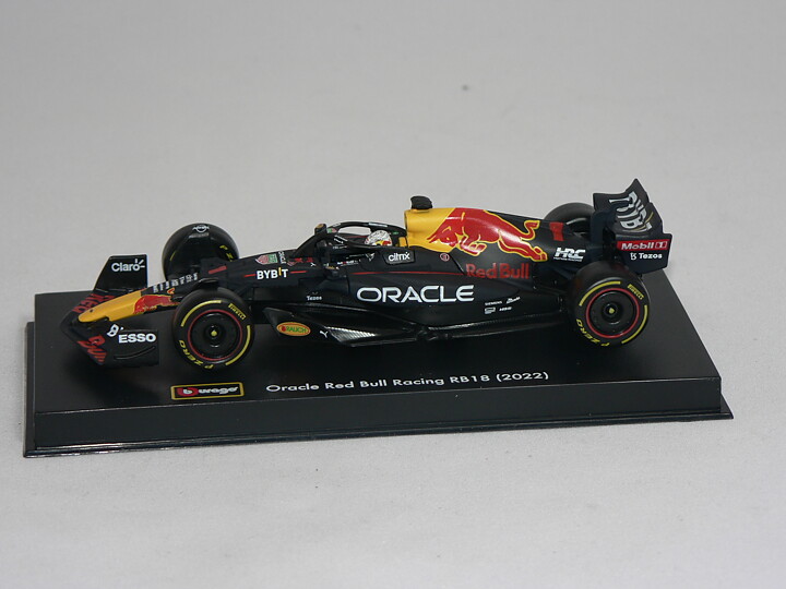 Red Bull  Honda  RB18   Max Verstappen  1:43 Burago