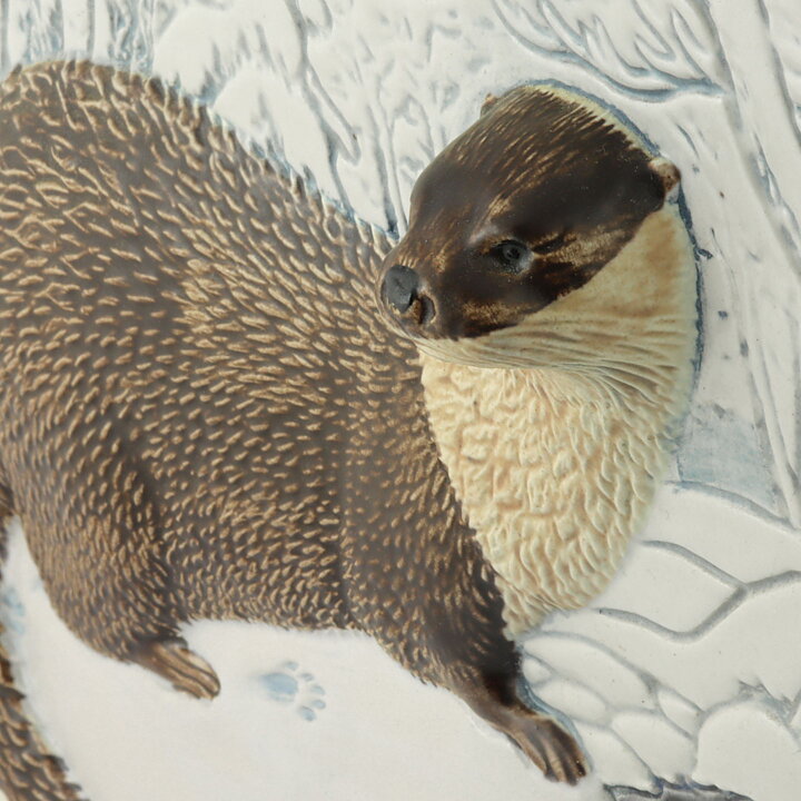 Staffan Johnson (WWF 1988) White Wall Plaque with Otter Motif 32 cm