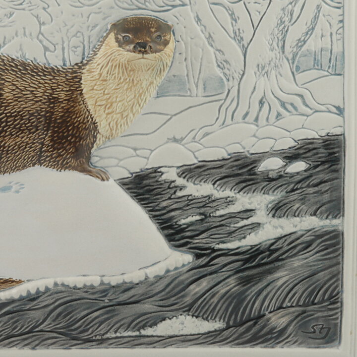 Staffan Johnson (WWF 1988) White Wall Plaque with Otter Motif 32 cm