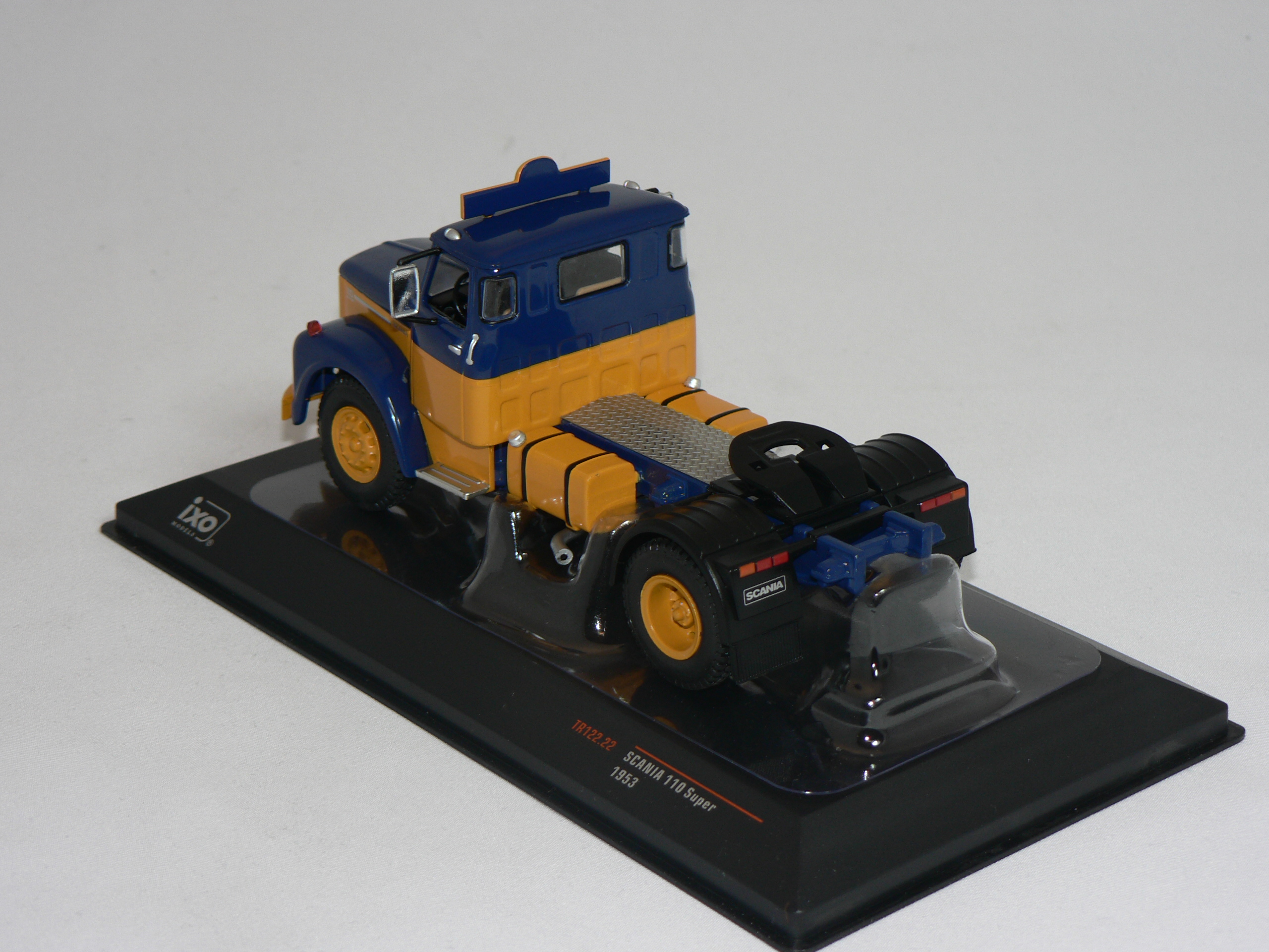 Scania 110 Super  ASG  1953 1:43  Ixo - 2