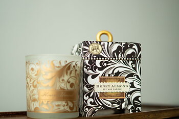 Honey Almond doftljus
