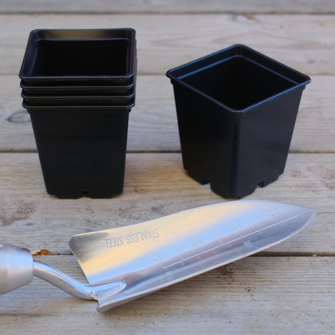 Kraftig Fyrkantig Plastkruka - 7x7x8cm