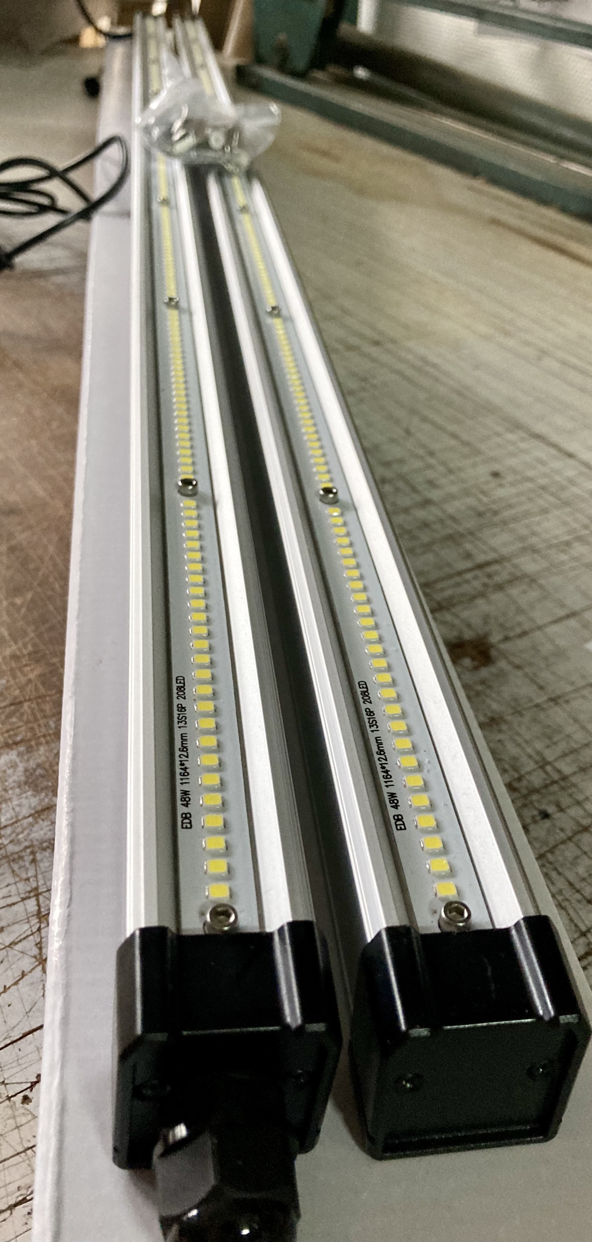 GrowFast LED 2x42W IP65  - 10