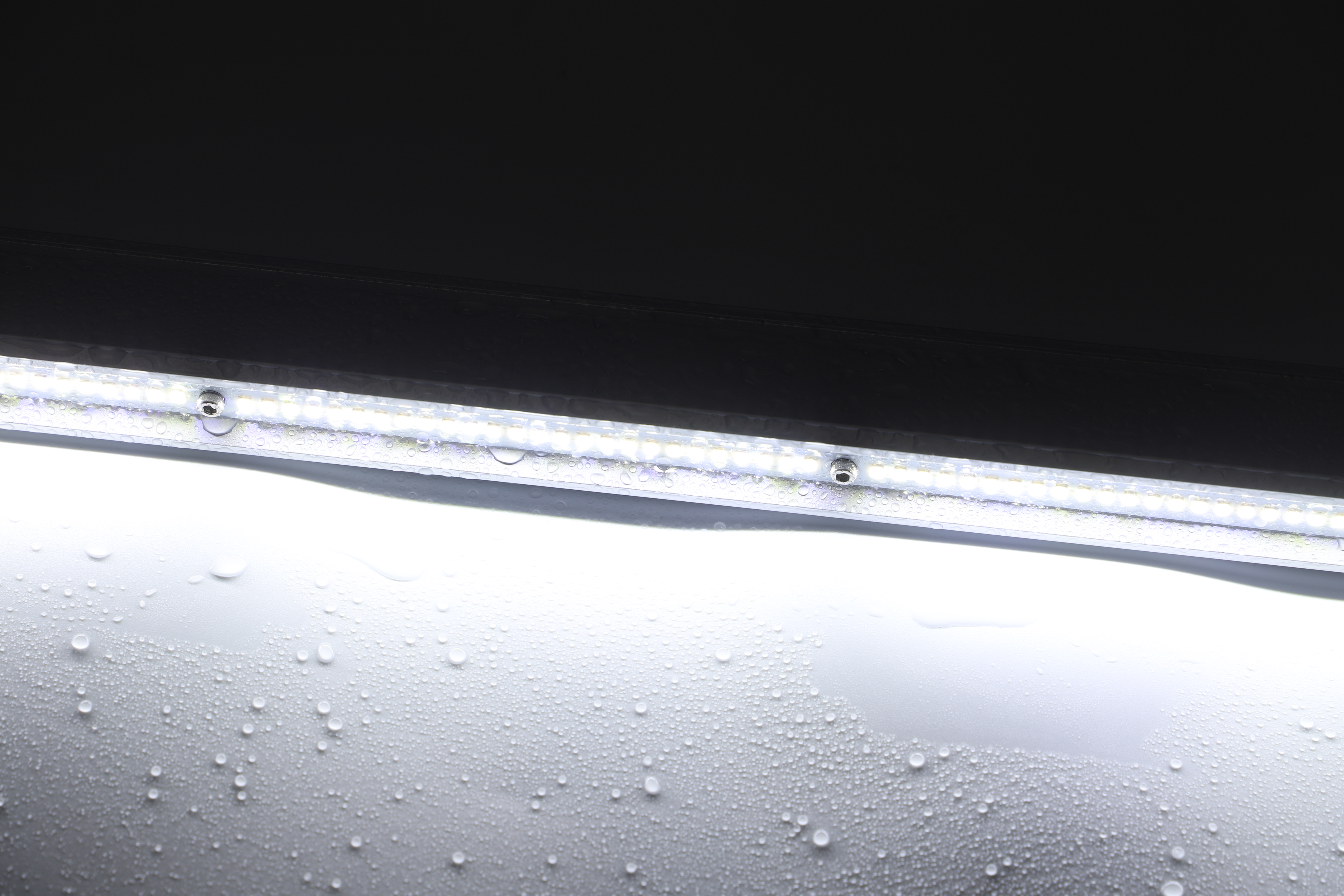 GrowFast LED 2x42W IP65  - 8