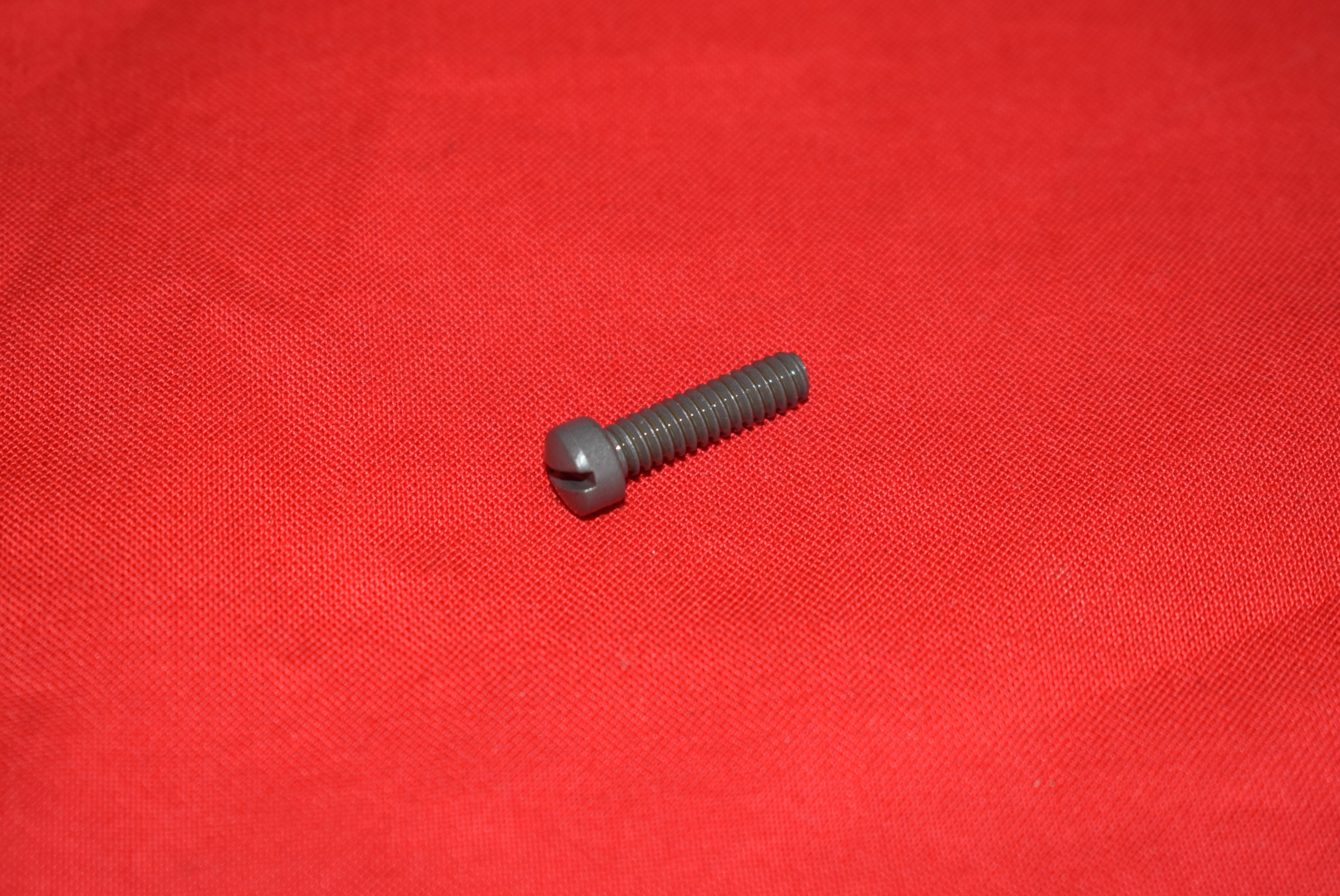 Screw  10-24 x 3/4" Filister head