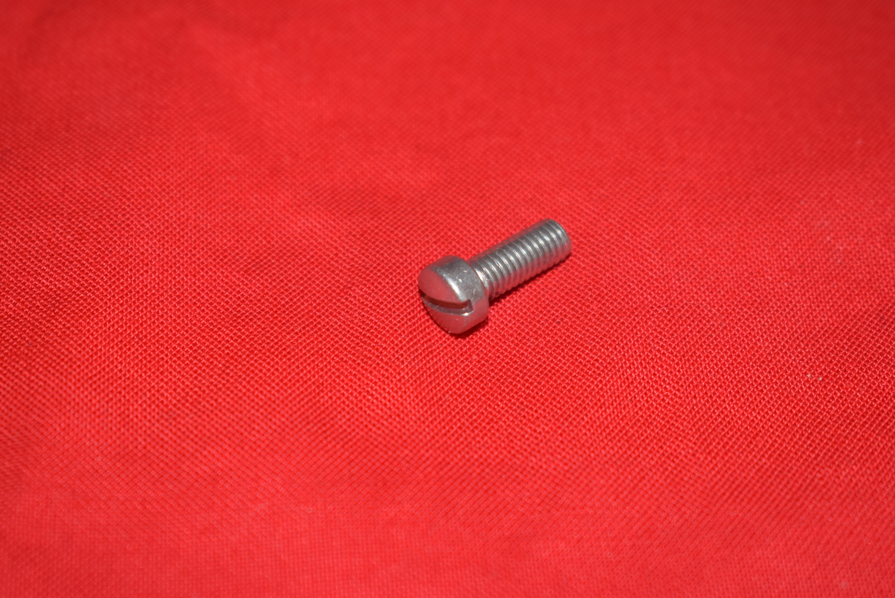 Screw 10-32 x 1/2" Filister head Cad
