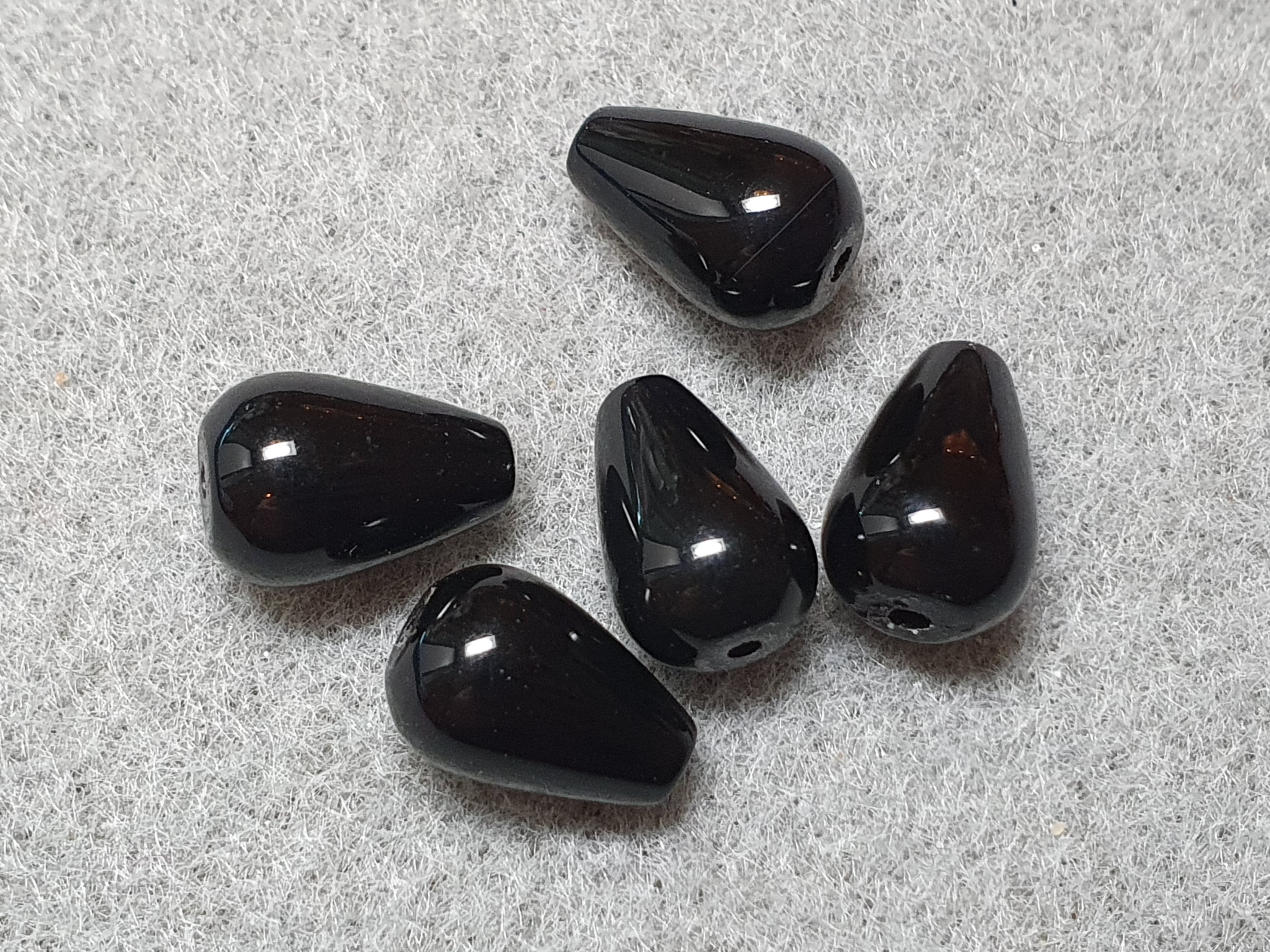 Black onyx drop ca. 12x8mm 5pcs/pc Price/pc