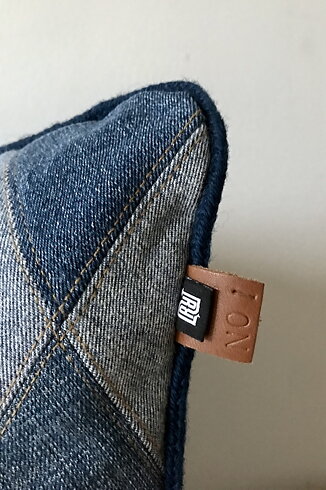 SÅLD Denim kudde No1, Harlekin