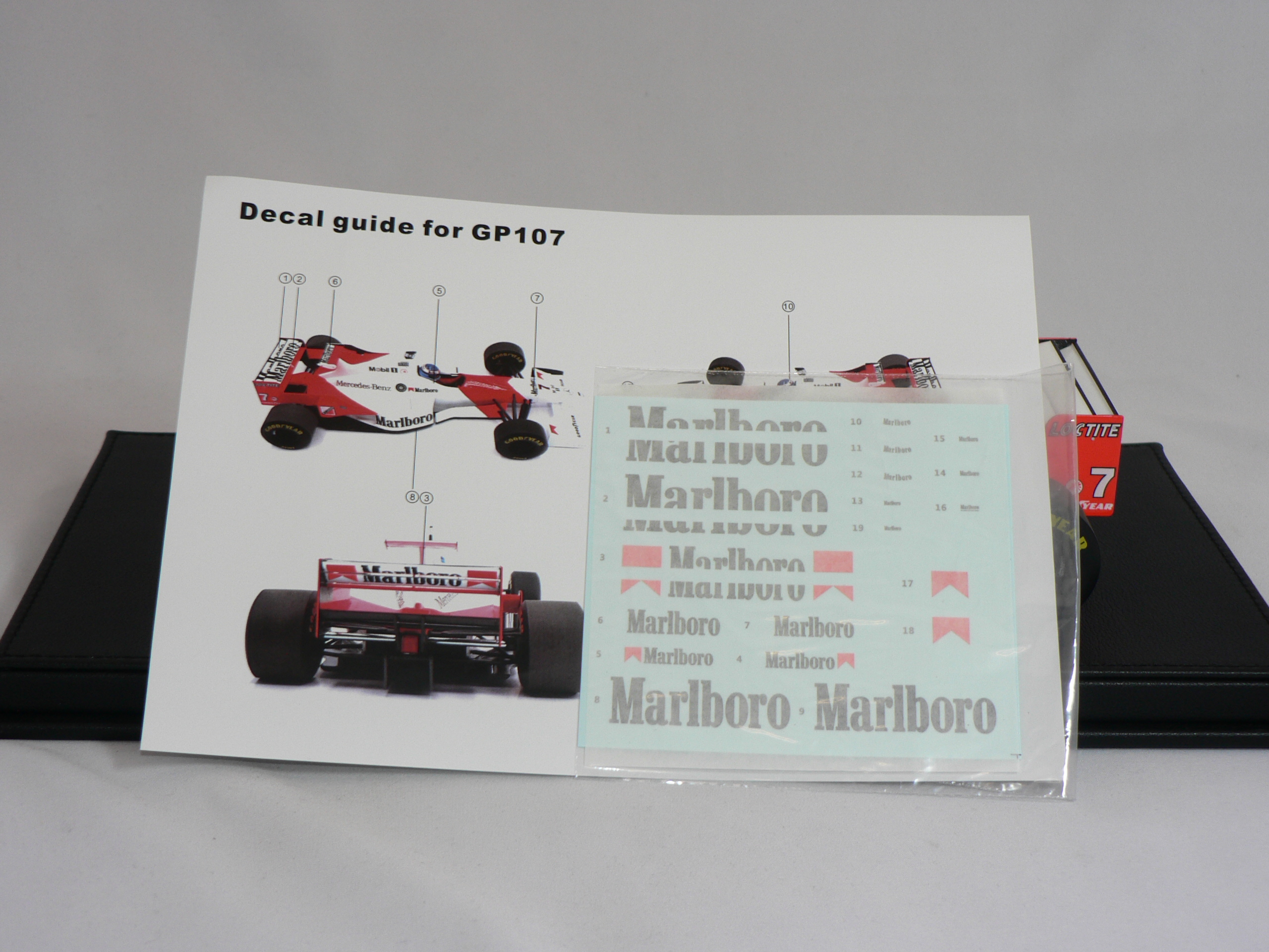 McLAREN - F1 MP4/11 1996 MONACO GP  MIKA HAKKINEN  1:18   GP Replicas  LIMITED EDITION  500 pic - 4