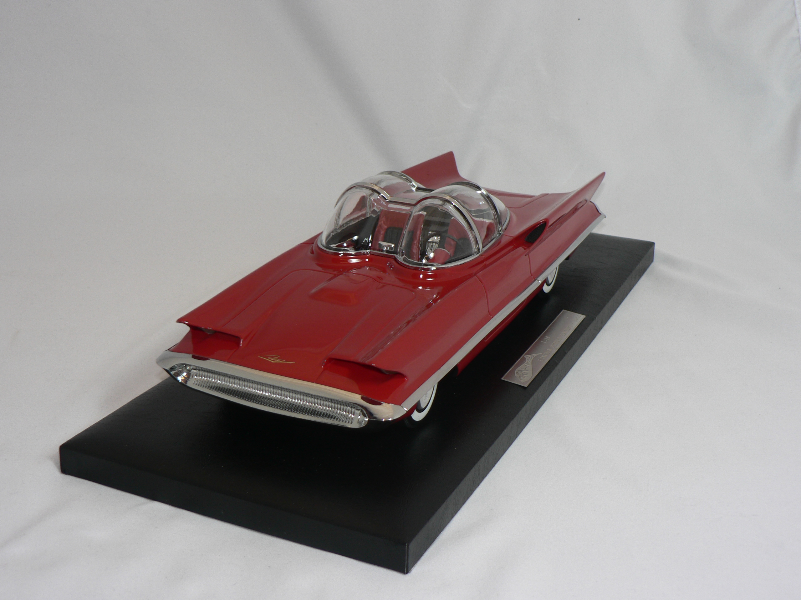 Lincoln  Futura  1955     1:18  HRN