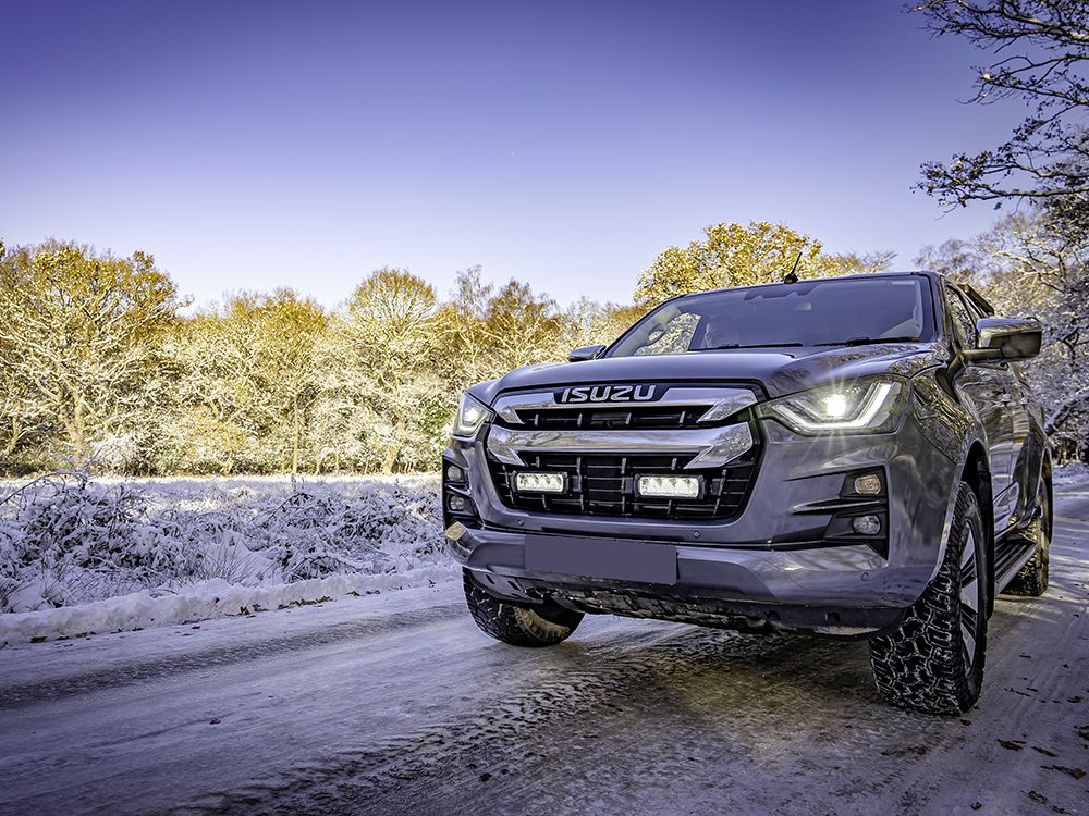 Isuzu D-max 2021+ Grille Kit - Triple-R 750 - 2