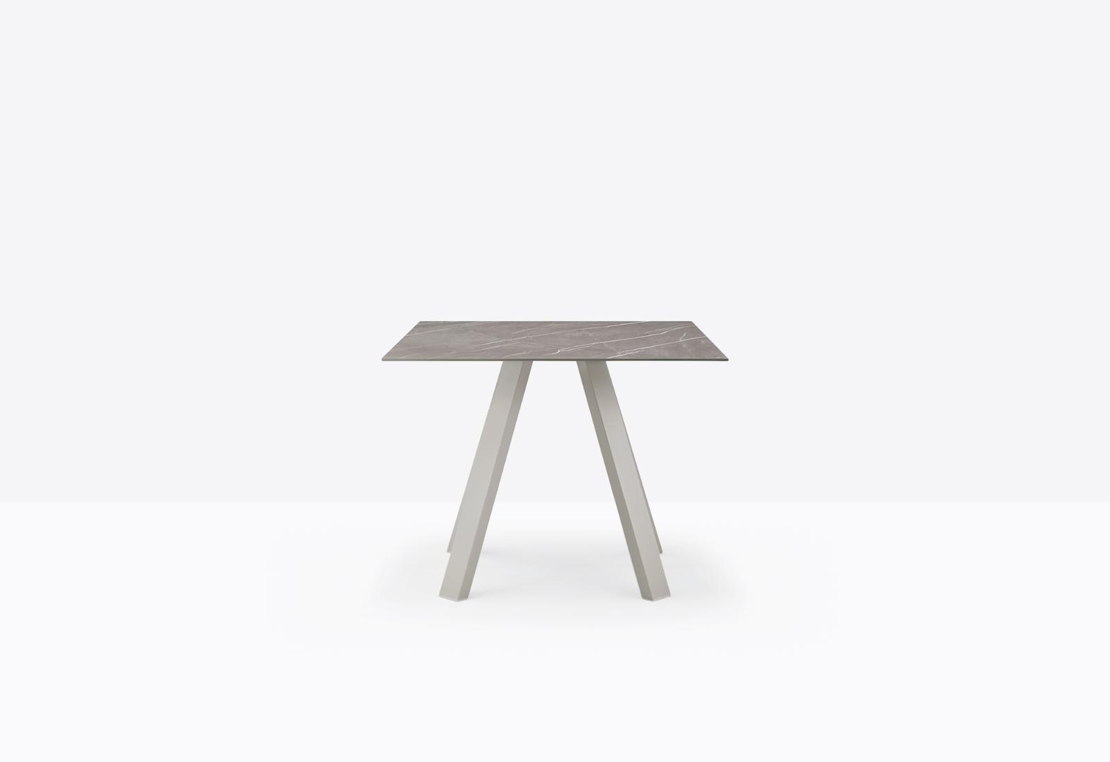 ARKI-TABLE 5/2 Square - OUTDOOR